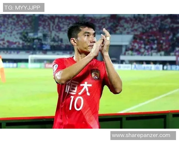 中国足球历史十大球星排名及其传奇表现解析 中国足球历史十大球星排名及其传奇表现解析