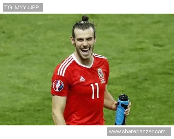 全球足球六大球星排名揭晓 谁是当今足坛无可争议的顶尖巨星 全球足球六大球星排名揭晓 谁是当今足坛无可争议的顶尖巨星