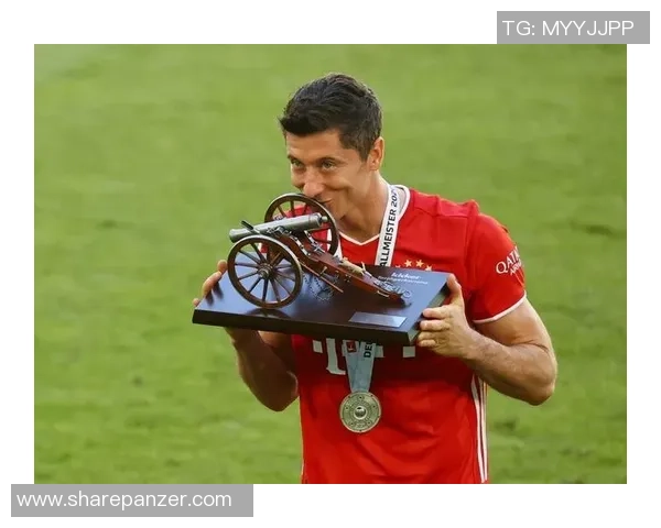 莱昂内尔梅西与莱万多夫斯基 谁是当今足坛最强莱字球星 莱昂内尔梅西与莱万多夫斯基 谁是当今足坛最强莱字球星