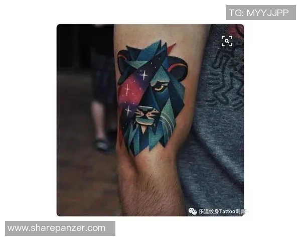 足球球星纹身狮子象征力量与勇气背后的故事与意义